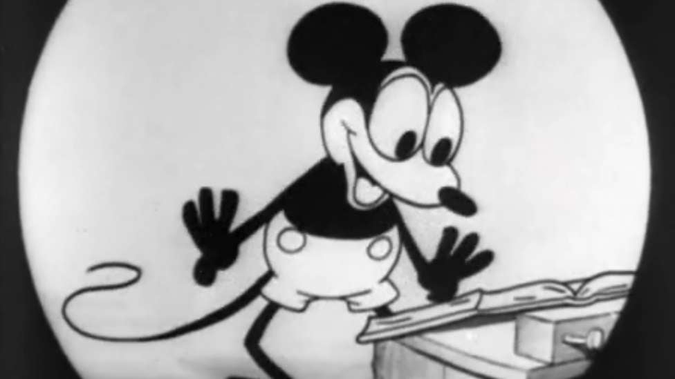 primer dibujo mickey mouse